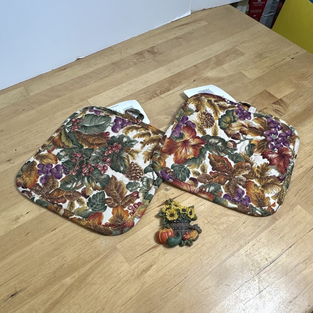Barth & Dreyfuss VTG, Harvest Potholders Set of 2, Made in USA & Fridge Magnet - Picture 2 of 5